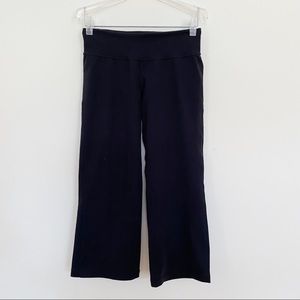 Patagonia Black Yoga Capri Cropped Pants